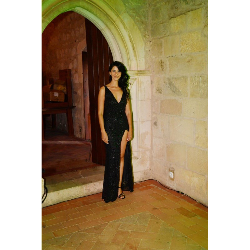 Vestido noite preto efeito aveludado alças e corte sereia