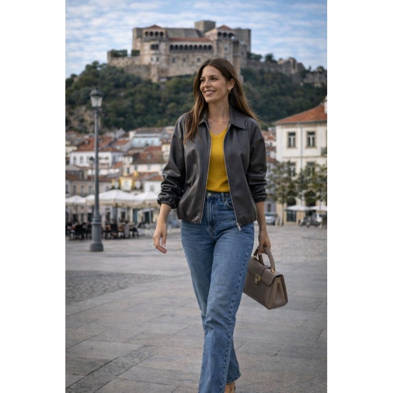 jaqueta preta em pele